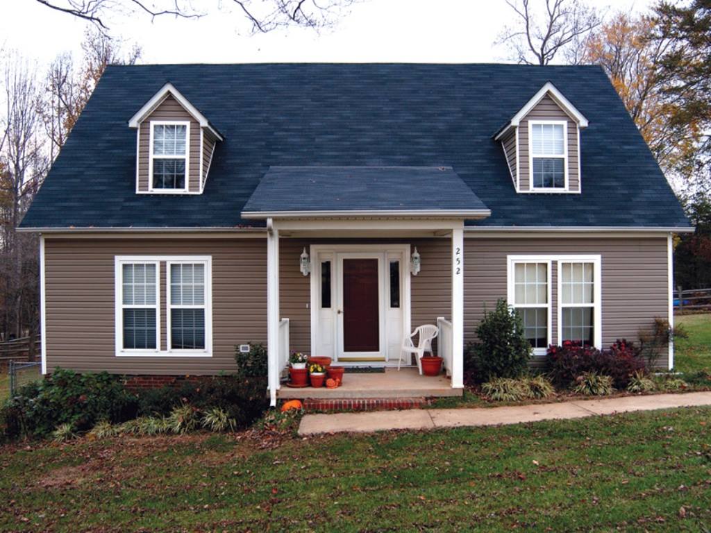 CleanPro uses an approach called soft washing to clean your exterior. This method combines a low-pressure washing system with cleaning compounds that remove buildup, kill mold and algae, and wash your siding clean.