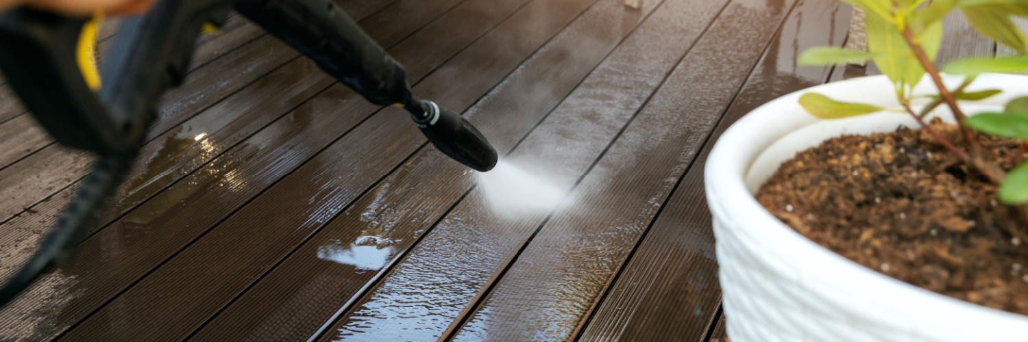 Deck Cleaning Service in Central West End, MO | Residential Power Washing | House Pressure Washing Near Central West End