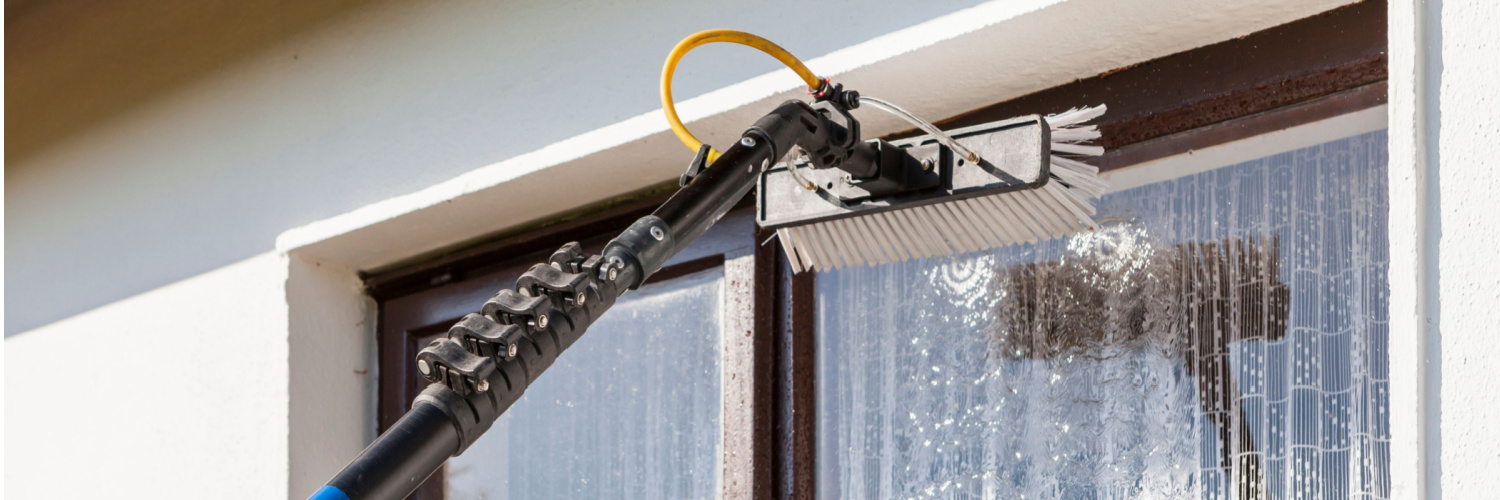 Window Cleaning in West County, MO | Commercial and Residential Power Washing | Window Cleaning Services Near West County