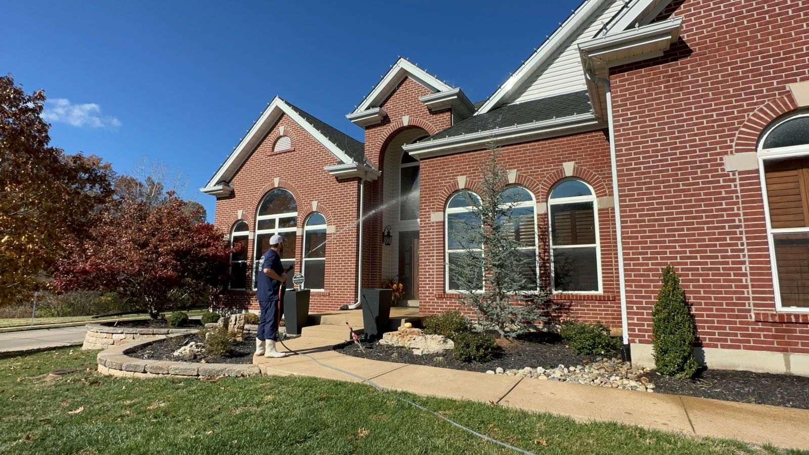 House Soft Washing in St. Louis, MO | Residential Exterior Cleaning Company Near Me 