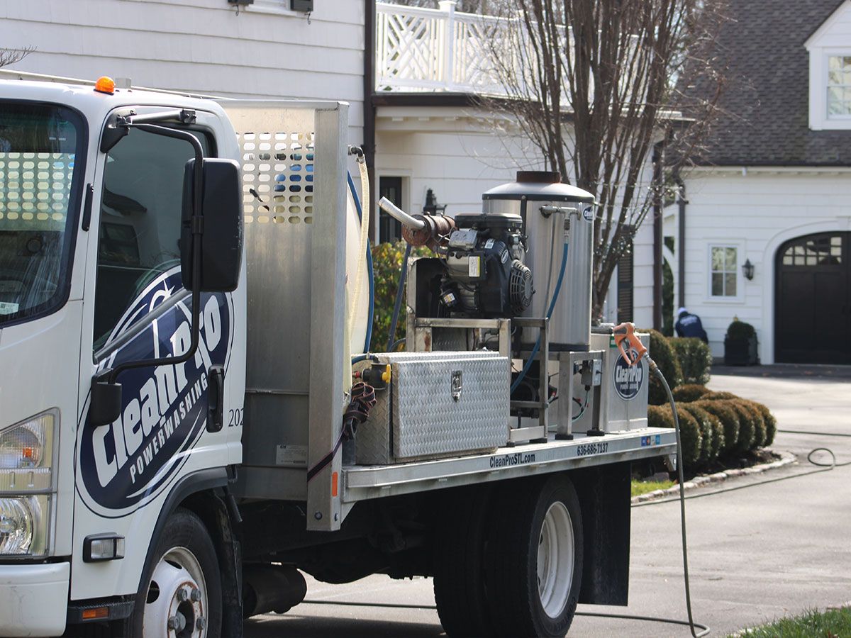 Industrial Cleaning Services Oakland, MO -Powerwashing and Cleaning Services