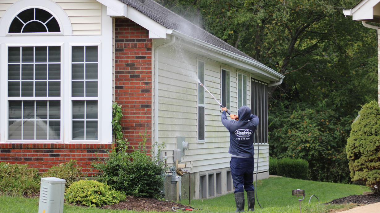 Frontenac, MO, Soft Washing Services | CleanPro Serves Frontenac Residents' Cleaning Needs